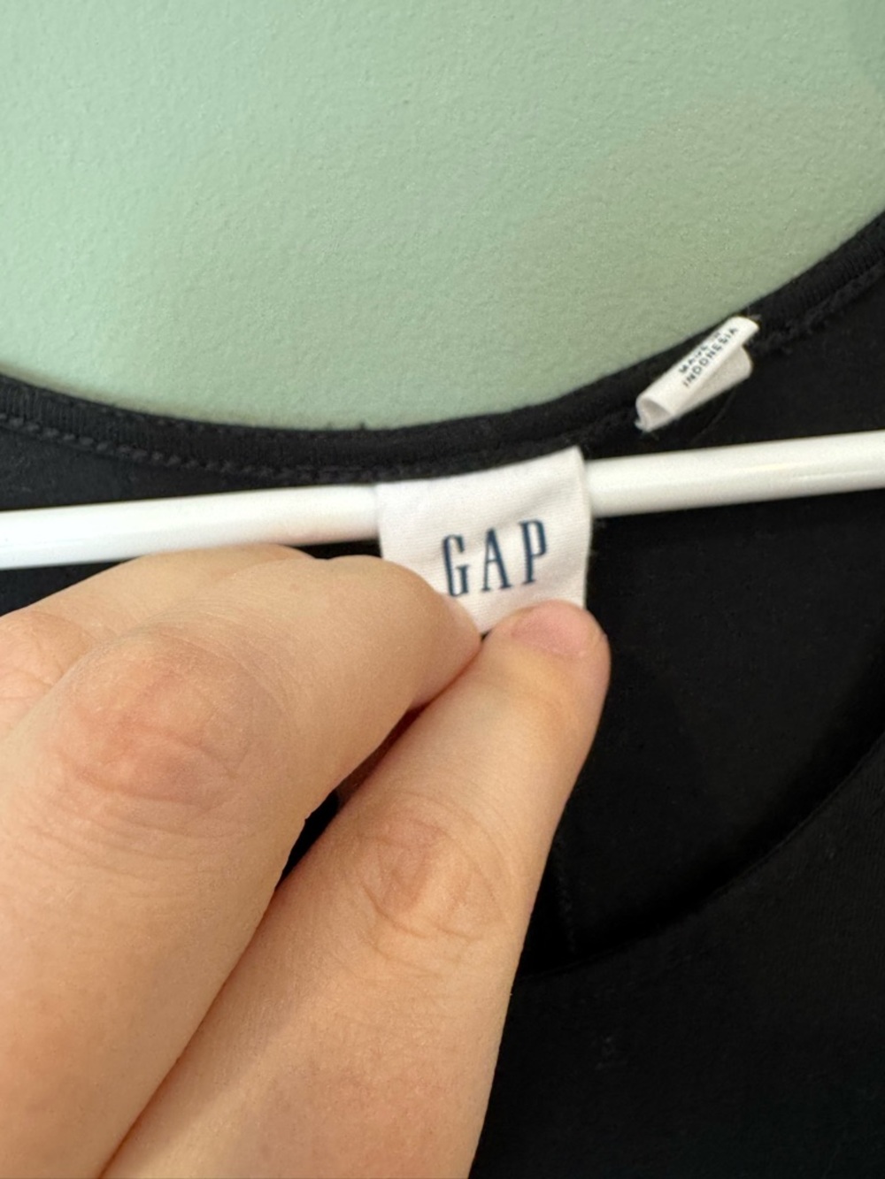 GAP faux wrap dress; ruched wrap dress; bodycon dress - Picture 3 of 7